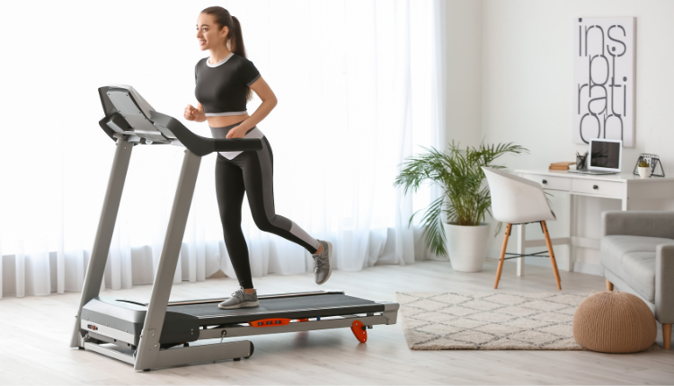 woman doing treadmill exercises