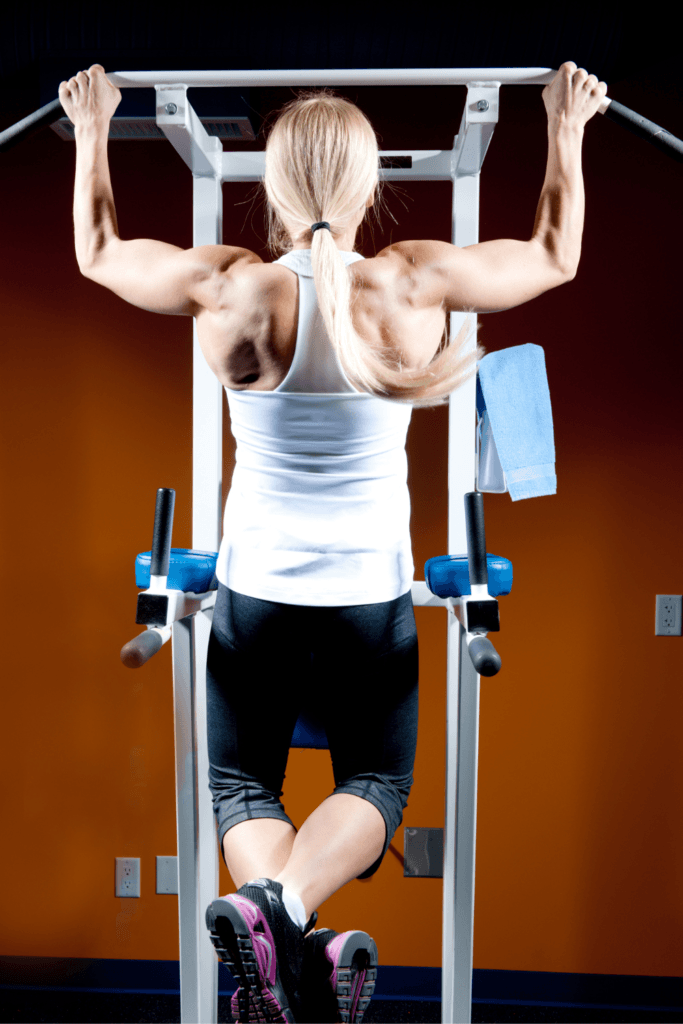 woman doing a pull up